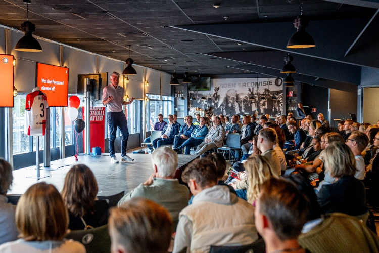 De Kuip Congres-& Evenementencentrum