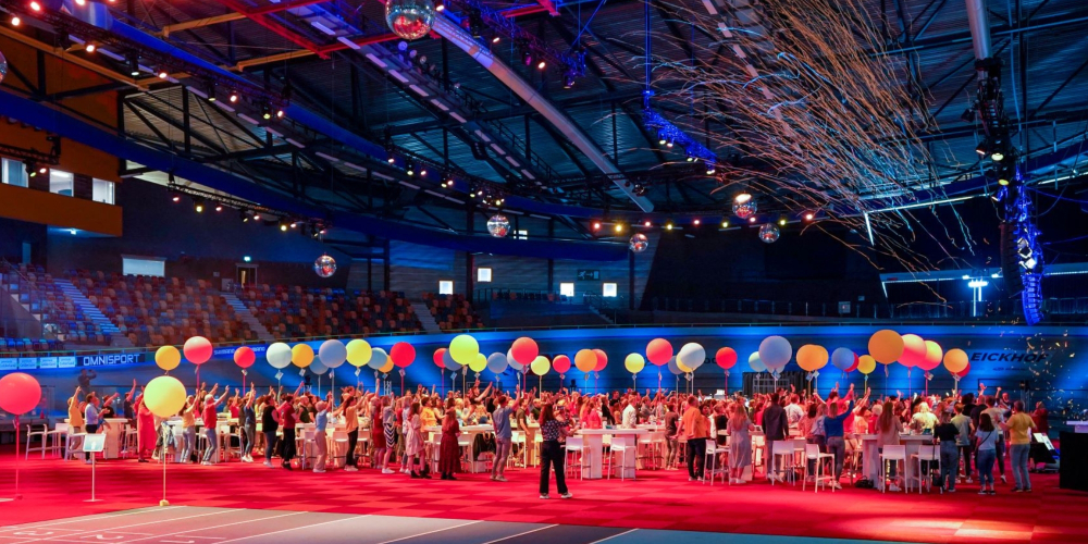 Omnisport Apeldoorn - Wieler- en atletiekhal tijdens bedrijfsfeest