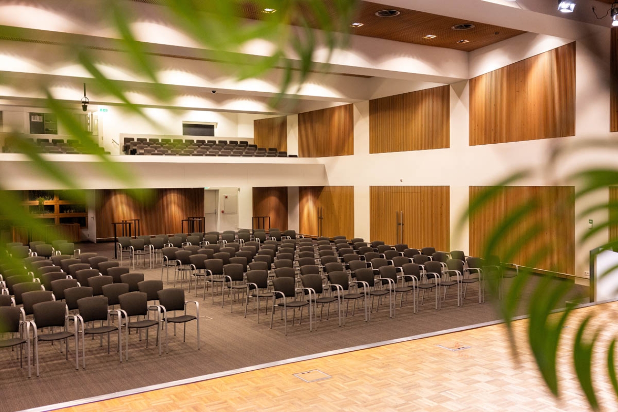 Zaal De Werelt Lunteren: Earth