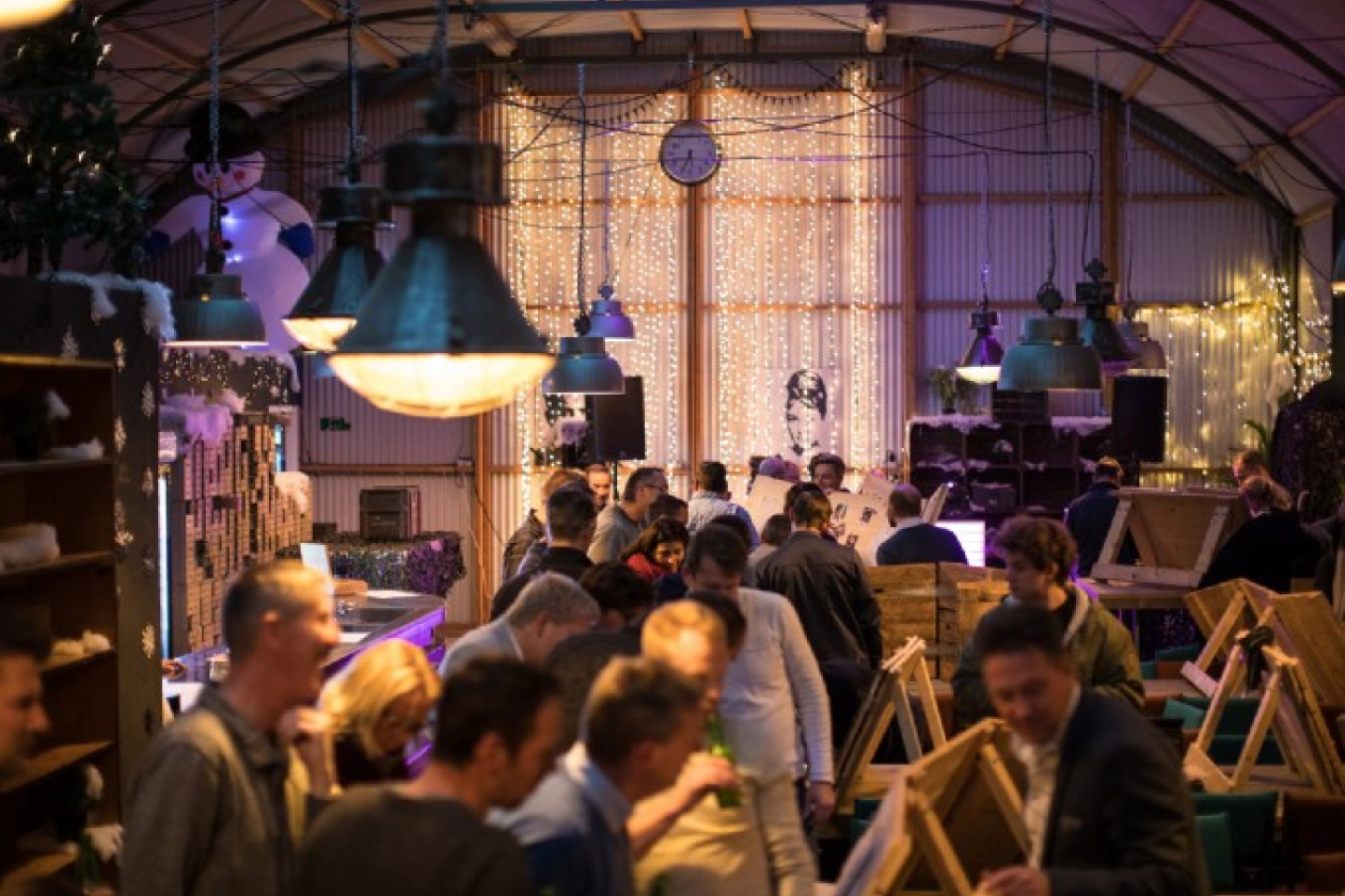 evenement_organiseren_loods_wonderland.jpg " src=
