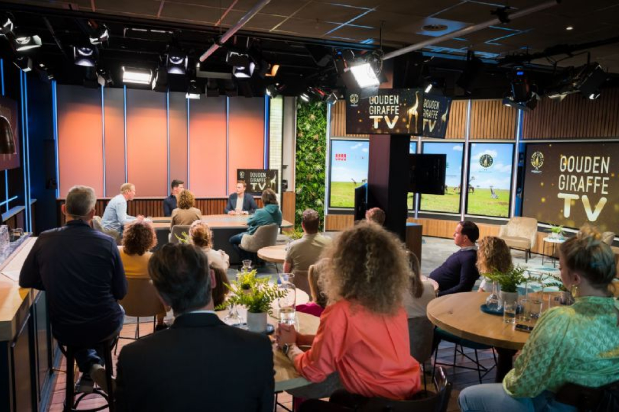 gouden_giraffe_tv.jpg " src=