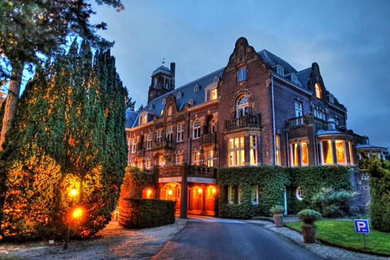 kasteel.jpg kasteel de Hooge Vuursche