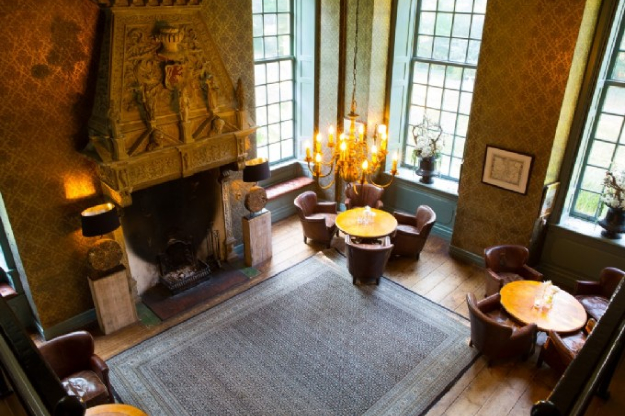 kasteel_wijenburg_3.jpg " src=