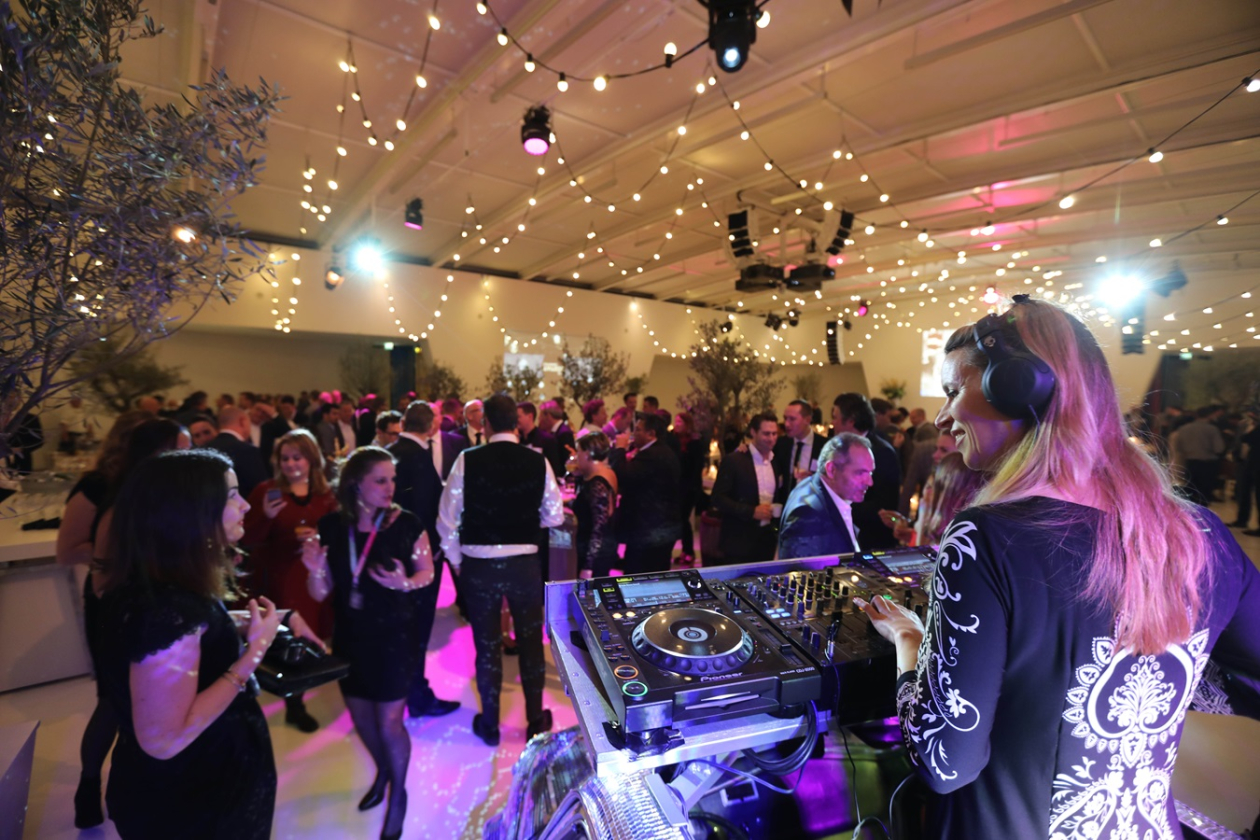 media_plaza_-_polar_-_muziek_(9).jpg " src=