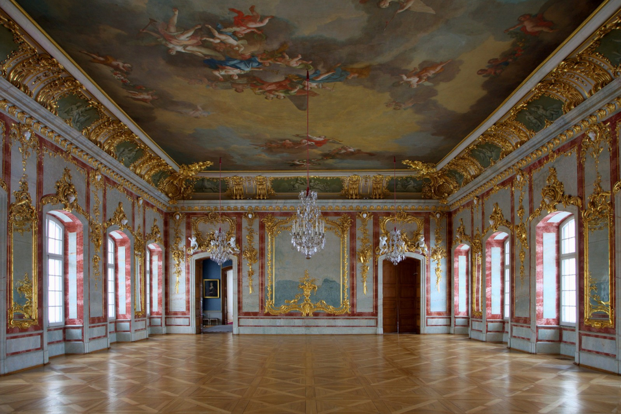 rundale_palace.jpg " src=