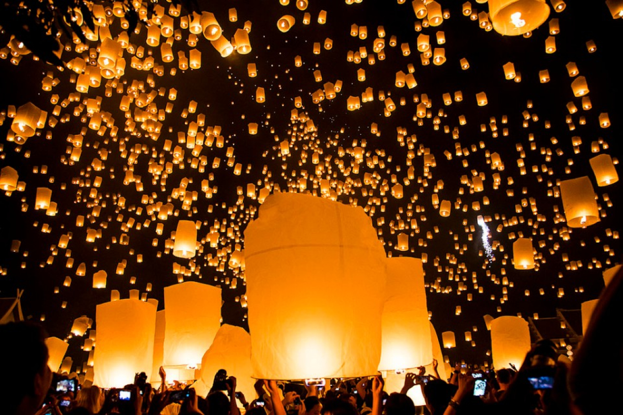 world_wide_lantern_festival_yi_peng.jpg " src=