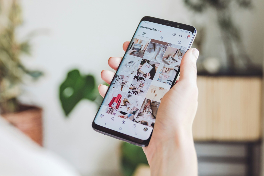 instagram