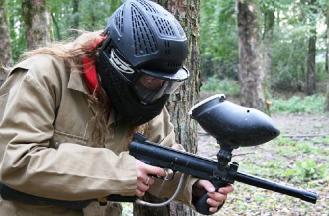 20161218-bedrijfsuitje_paintball.jpg