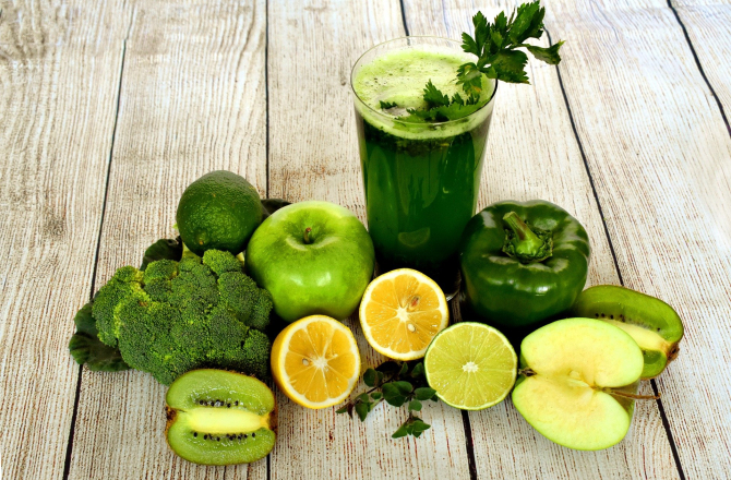20211004-smoothie-g8e8ddb290_1920.jpg