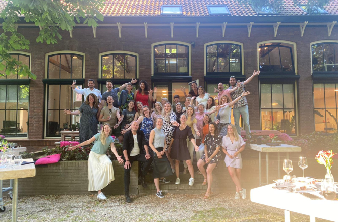 20220511-teamfoto_d_b_2021.jpg