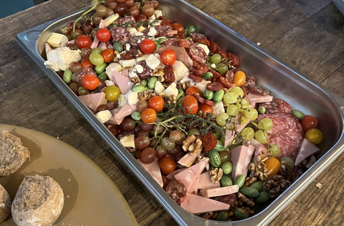 20230905-waste_catering.jpg
