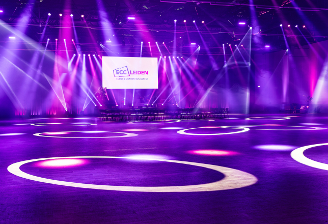 The Hall van ECC Leiden is geschikt voor bedrijfsfeesten, evenementen en congressen tot 1000 personen met eigen parkeerterrein pal voor de deur.